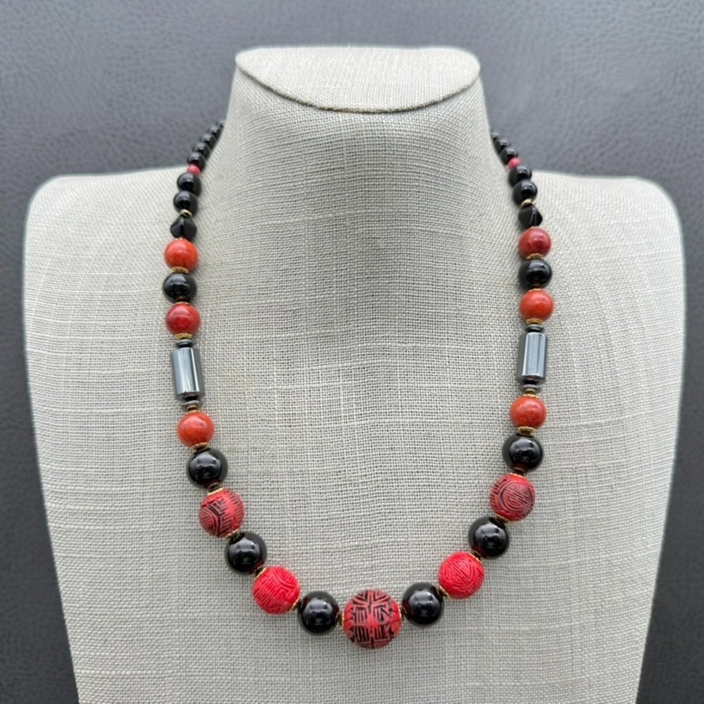 Necklace Asian Inspired Carved Faux Cinnabar Bead Gold Clasp Statement 18‎ Inch